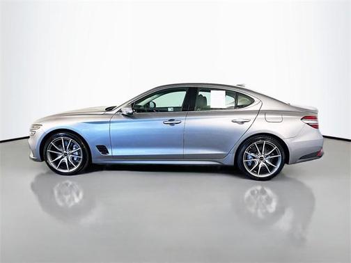 2025 Genesis G70 2.5T RWD
