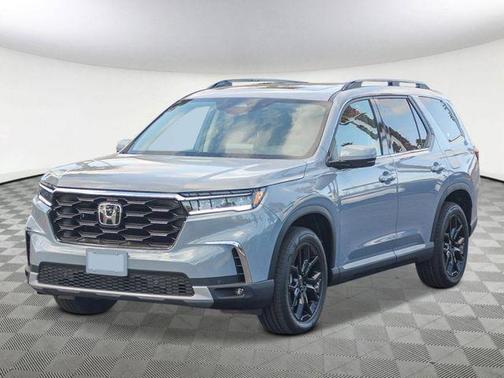 2025 Honda Pilot Touring 8-Passenger