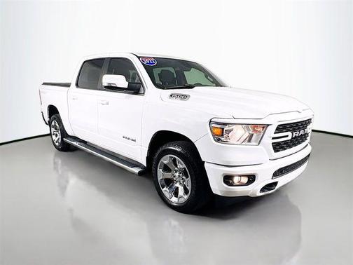 Bright White Clearcoat 2022 RAM 1500 Big Horn/Lone Star