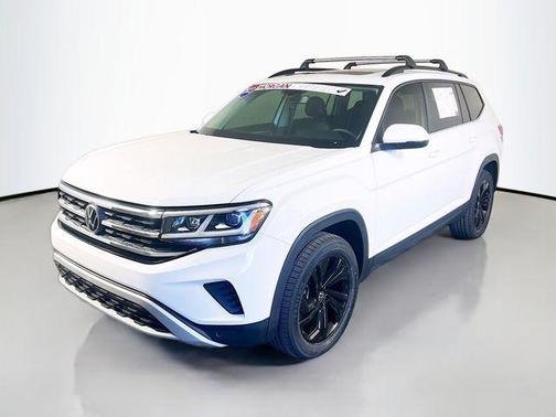 2023 Volkswagen Atlas 3.6L SE w/Technology