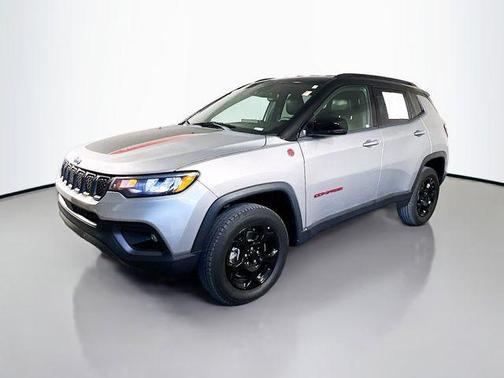 Billet Silver Metallic Clearcoat 2023 Jeep Compass Trailhawk