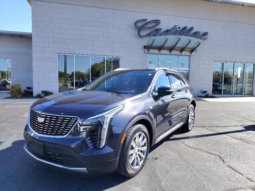 Metallic 2022 Cadillac XT4 Premium Luxury