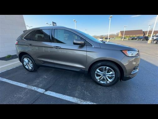 Stone Gray 2019 Ford Edge SEL