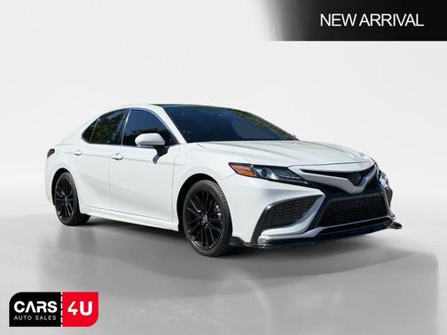 Slate 2022 Toyota Camry XSE