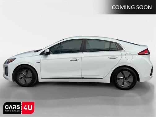 2020 Hyundai IONIQ Hybrid SE