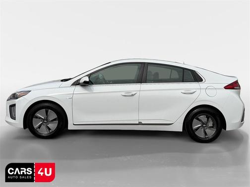 2020 Hyundai IONIQ Hybrid SE