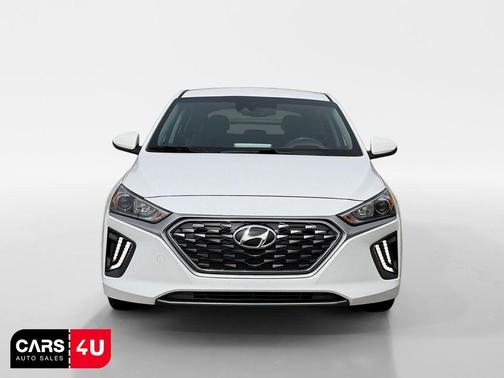 2020 Hyundai IONIQ Hybrid SE