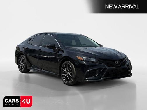Midnight Black Metallic 2023 Toyota Camry SE