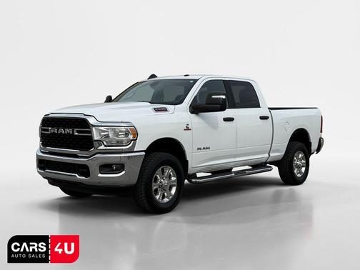 Bright White Clearcoat 2024 RAM 2500 Big Horn Crew Cab 4x4 6'4' Box