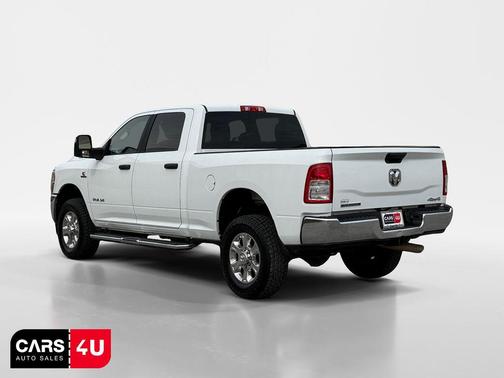 Bright White Clearcoat 2024 RAM 2500 Big Horn Crew Cab 4x4 6'4' Box