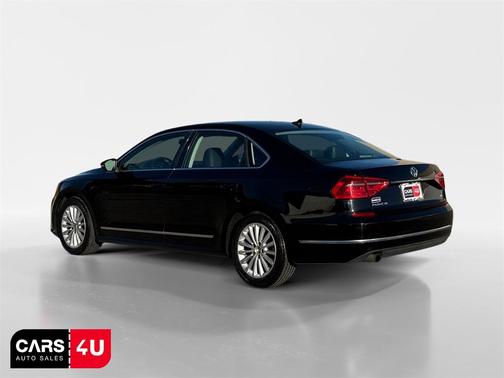 2016 Volkswagen Passat 1.8T SE