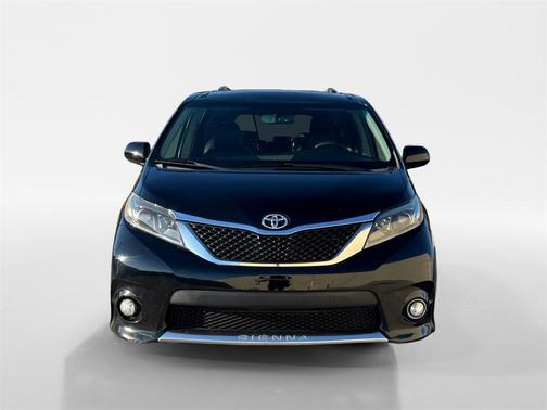 2017 Toyota Sienna SE