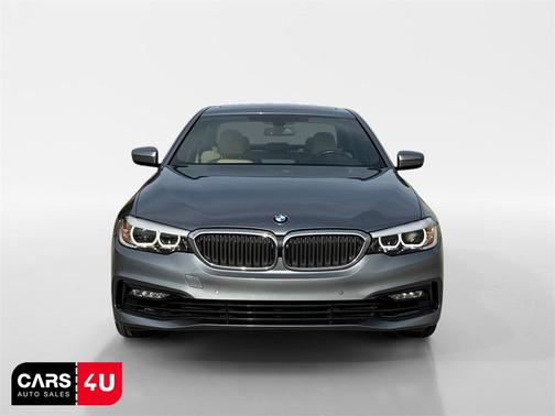 2017 BMW 530 530i