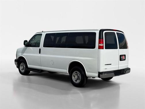 2017 Chevrolet Express 3500 LT