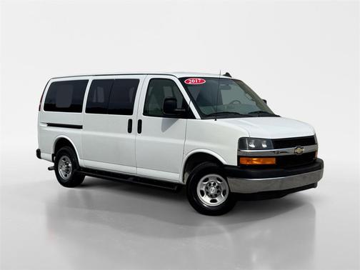 2017 Chevrolet Express 3500 LT
