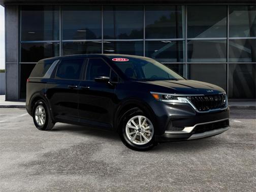 2022 Kia Carnival LX
