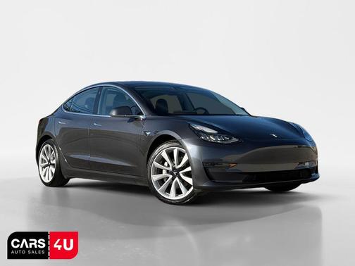 Gray 2018 Tesla Model 3 Long Range