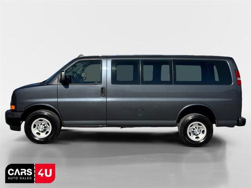 2017 Chevrolet Express 2500 Work Van