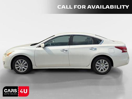 Pearl White Metallic 2013 Nissan Altima 2.5 S