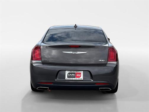 2019 Chrysler 300 S