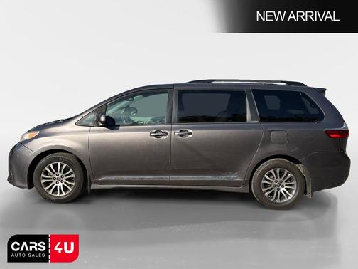 Predawn Gray Mica 2019 Toyota Sienna XLE