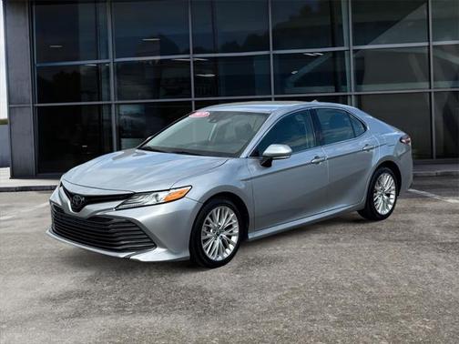 2019 Toyota Camry XLE