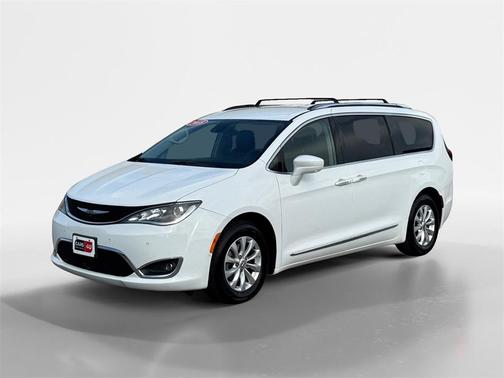 2018 Chrysler Pacifica Touring-L