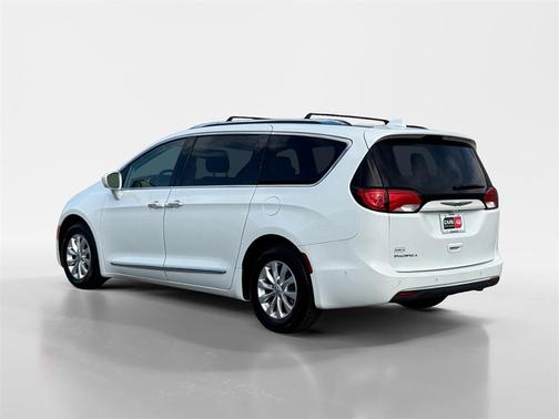 2018 Chrysler Pacifica Touring-L