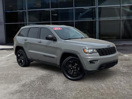 2019 Jeep Grand Cherokee Upland