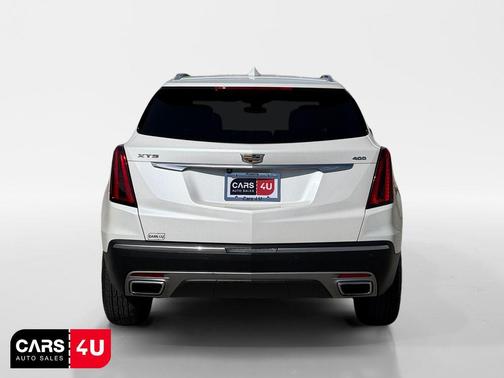 Crystal White Tricoat 2021 Cadillac XT5 Premium Luxury