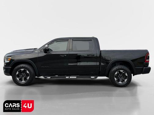 Diamond Black Crystal Pearlcoat 2019 RAM 1500 Rebel