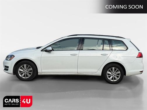 2016 Volkswagen Golf SportWagen TSI S 4-Door