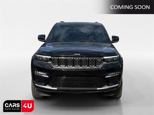 2022 Jeep Grand Cherokee Summit