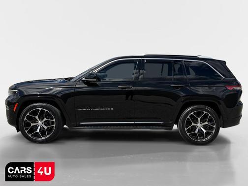 2022 Jeep Grand Cherokee Summit