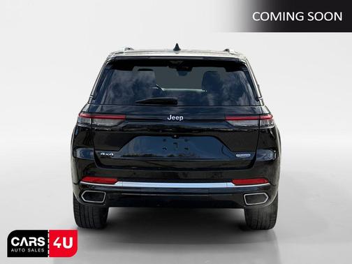 2022 Jeep Grand Cherokee Summit