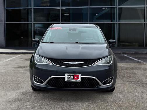 2020 Chrysler Pacifica Touring