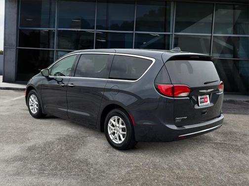 2020 Chrysler Pacifica Touring