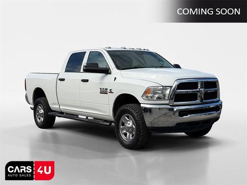 2017 RAM 3500 Tradesman Crew Cab 4x4 6'4' Box