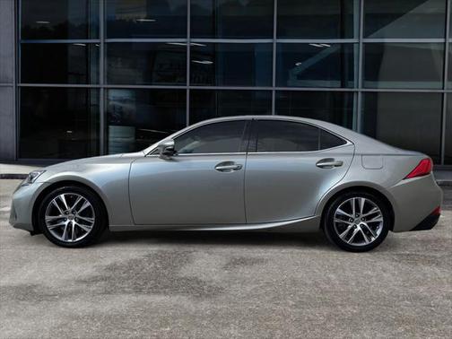 2018 Lexus IS 300 Base