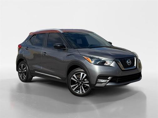 2019 Nissan Kicks SR