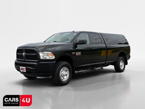 Black Forest Green Pearlcoat 2016 RAM 2500 Tradesman