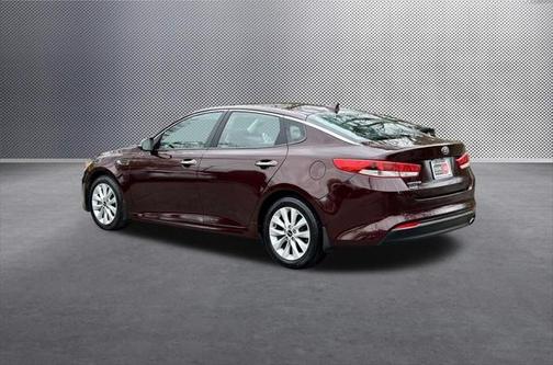 Sangria 2018 Kia Optima LX