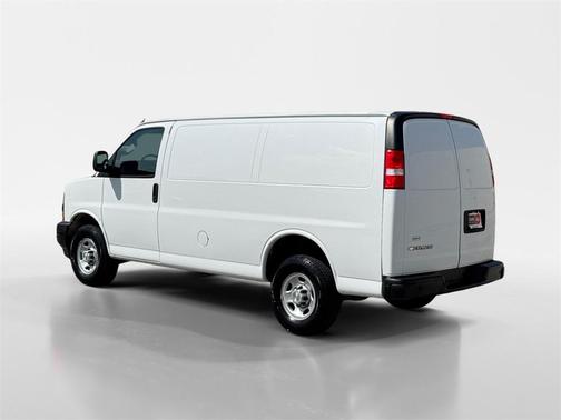 2022 Chevrolet Express 2500 RWD 2500 Regular Wheelbase WT