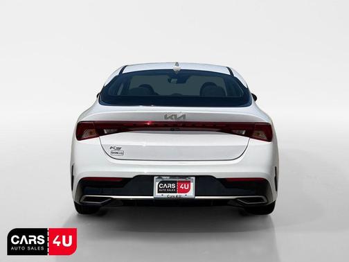 Glacial White Pearl 2022 Kia K5 LXS