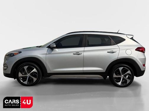 Molten Silver 2017 Hyundai TUCSON Value