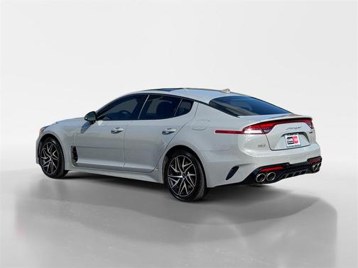 2022 Kia Stinger GT-Line