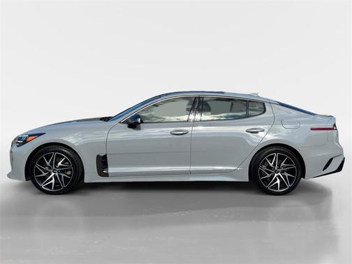 2022 Kia Stinger GT-Line