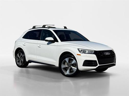 2020 Audi Q5 45 Premium