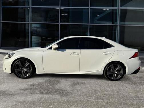 2018 Lexus IS 300 Base