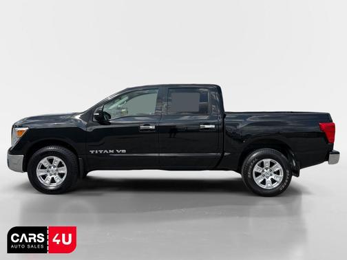 Magnetic Black Metallic 2019 Nissan Titan SV